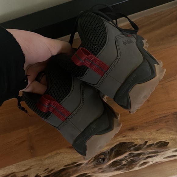 Columbia Hiking Boots - Picture 3 of 5